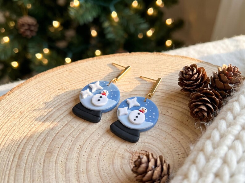 A Christmas Wreath Clay Earrings | Festive Holiday Polymer Clay Jewelry | Lightweight Christmas for Her Handmade Clay Christmas Earrings Snowman