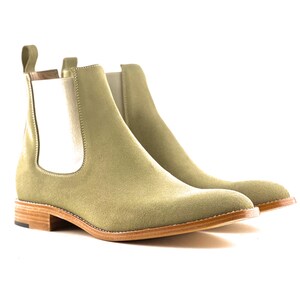 Bottines chelsea en cuir suédé couleur grès avec semelle en cuir | Bottines décontractées pour hommes faites main pour les fêtes | Chaussures en cuir haut de gamme pour hommes