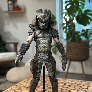 Custom Elite Predator Mask for 1/4 Neca Jungle Hunter/Warrior Predators Made to Order