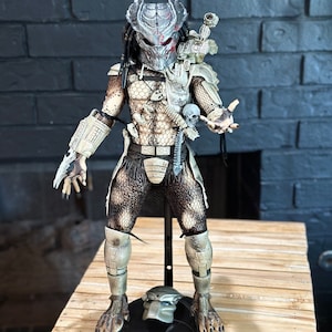 Custom Echo Predator Mask for 1/4 Neca Jungle Hunter/Warrior Predators Made to Order