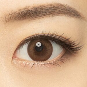 Diamond Lash Heroine Eye | Cosplay | False Eyelashes | Wispy | Cat Eye Look | Anime Lashes | Japanese Eye | Kpop Makeup | Invisible Band