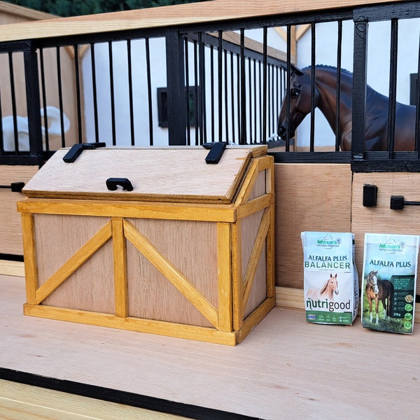 Feed Bin for Breyer/Collecta model horses