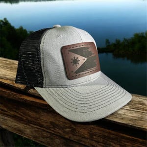 Gorra de malla de camuflaje con parche de cuero con la bandera filipina desgastada, regalo filipino Gorras con la bandera filipina Pinoy Pilipinas