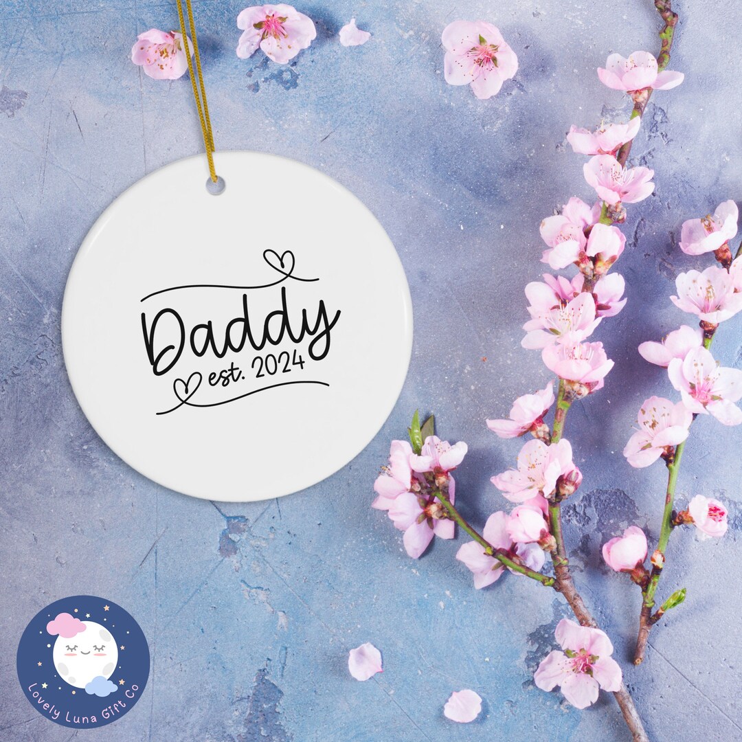New Dad Gift Idea Baby Shower Present Daddy Est 2024 Personalized ...