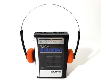 Vintage Sony Walkman Sports WM-FS393 Cassette AM/FM Works Yellow