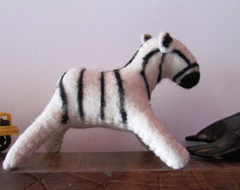 Handmade zebra Christmas Ornament felted toy for cat organic wool felt toys for home decoration toys for car gift for kids