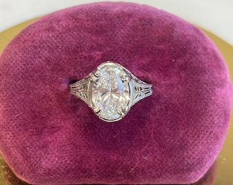 Vintage Oval Diamond Engagement Ring 3.03ct - IGI Lab Diamond