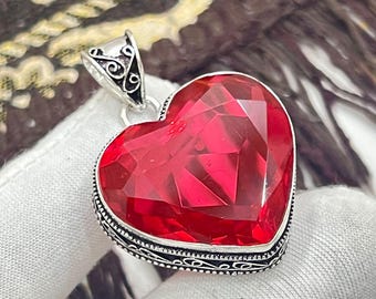 Faceted Red Tourmaline Heart Pendant – 925 Sterling Silver Necklace, Natural Red Gemstone Jewelry, Romantic Gift for Her, Handmade Pendant