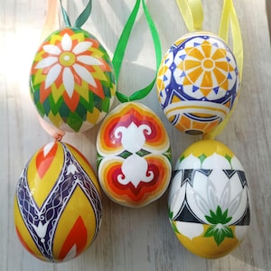 Hand painted Easter Eggs Pysanky Eggs set of 5 Painted Wooden Eggs in gift box Spring Decor Easter Gifts Easter Decorations Ostereier Bemalt