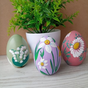 Easter Ornaments White Spring Flowers Easter Eggs Hand Painted Heirloom Eggs Pysanky Ornaments Decorated Easter Eggs Pysanky Eggs