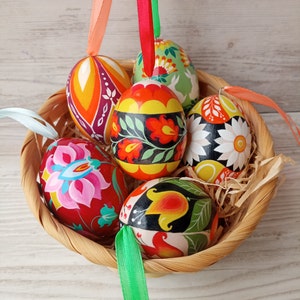 Hand Paint Wooden Easter Eggs Hanging Wooden Decorate Easter Eggs Pysanky Egg Easter Decorations Hand Paint Easter Egg Ornament Gift Box