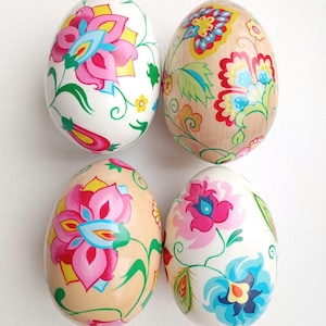 Decorative Eggs Hand-painted wooden eggs set of 3 Easter eggs Pysanka Egg Unique Easter gifts for the home Ostereier Ukrainian souvenir