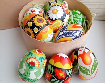 Handmålade Pysanky påskägg, ukrainska folkkonstornament