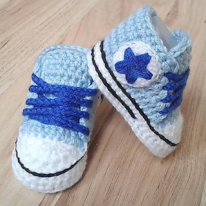 Crocheted baby sneakers, Crocheted baby shoes, Newbornshoes