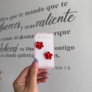 Flor de Maga Studs
