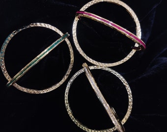 Bangles set of 6 piece with multi color.