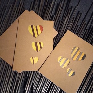 lot de 2 carte de voeux en marqueterie de paille réalisée par mes soins straw marquetry wish card christmas card format 10 x 15 coeurs LOT C