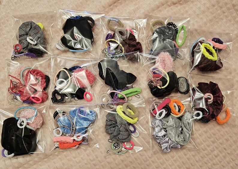 Scrunchies/hair ties Mystery Bag / minimum 10 pieces various sizes and colours image 1