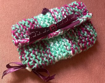 hand knitted pouch, size: MEDIUM, turquoise/burgundy