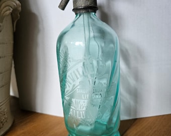 Turqoise (Vaseline) siphon from Dassonville from Halluin, the year 1921, with original metal head