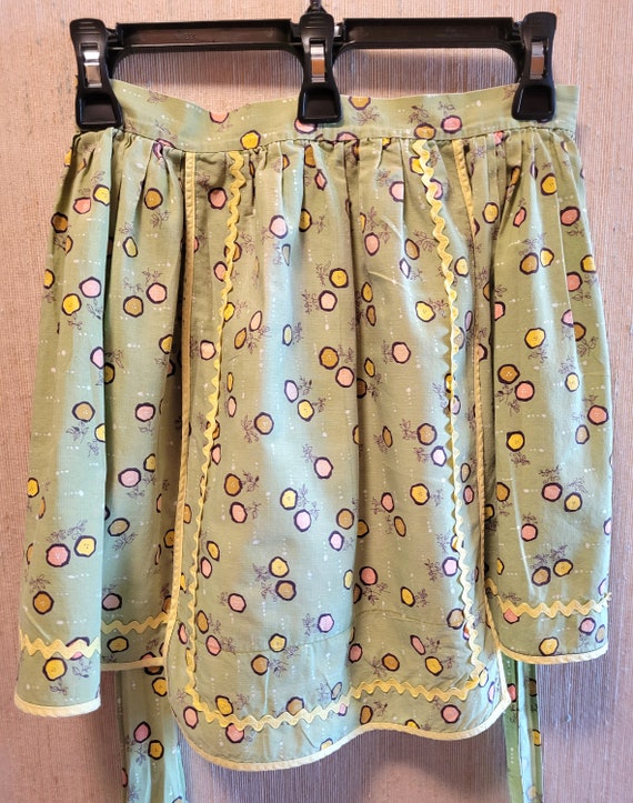 Aprons from the Past