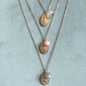 Virgin Mary medal necklace - Madonna and natural stone necklace - religious jewelry - communion gift - protection - miraculous medal