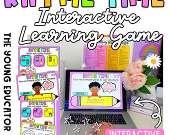 以下が含まれることがあります： 「ライムタイム」と呼ばれる子供向けのカラフルなデジタル学習ゲームで、ラップトップの画面に韻を踏むアクティビティが表示されています。ゲームには、小さなボートに乗った白いヤギが登場し、ユーザーは文中の韻を踏む単語を見つけるよう求められます。ゲームはインタラクティブで、停止ボタンと星評価システムが含まれています。