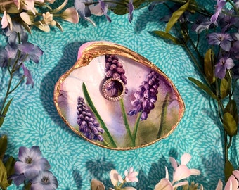 Coastal Clam Shell Purple Flower Ring/Trinket Dish