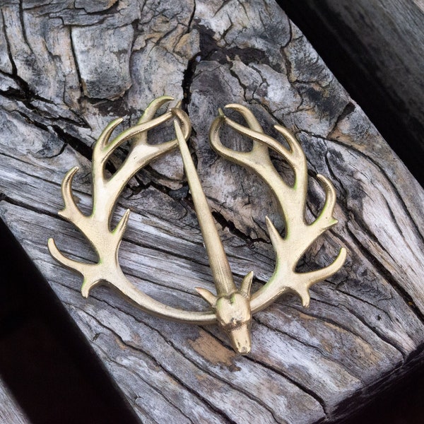 Horned deer fibula