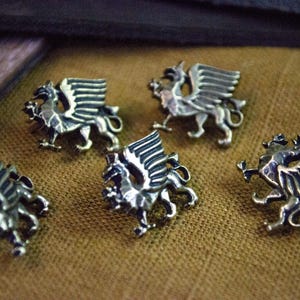 Griffin Mount: DIY leather hardware