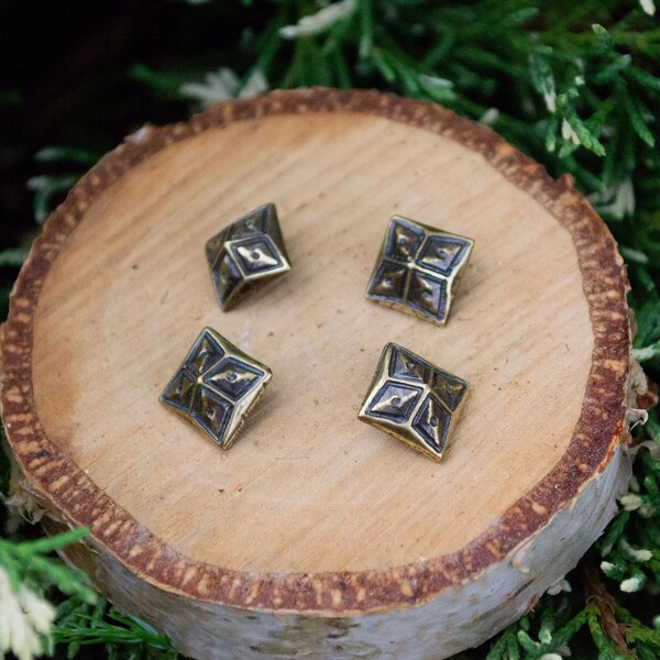 Button "Pyramidal shaped" (4 pieces set)