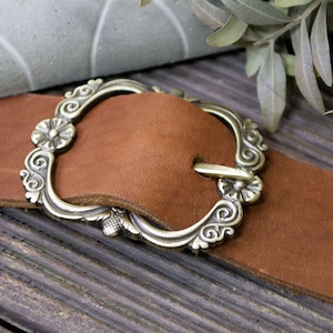 Belt buckle "Eight with roses" large