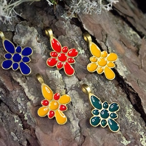 Enameled medieval flower pendant small