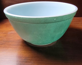 Pyrex bowl teal