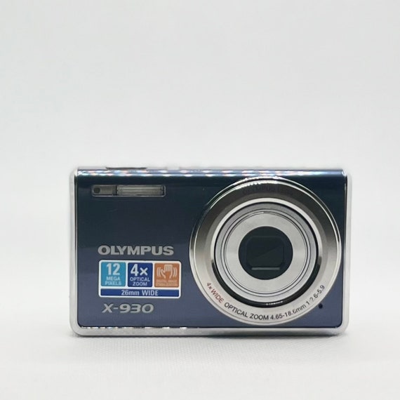 OLYMPUS X-930 Digital Camera, Vingage Digital Y2k Camera, Snap and
