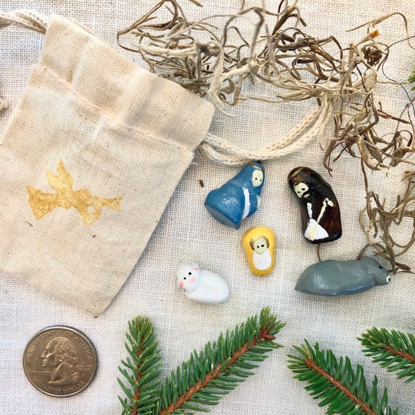 Pocket Sized Nativity Set - Tiny | Unique Christmas Gifts | Stocking Stuffers | Religious | Jesus | Cute Decoration | Small | Boys | Girls