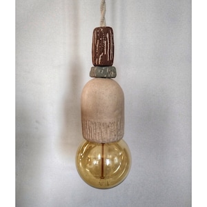 Minimalist pendant lamp
