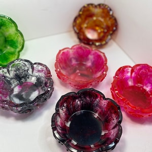 MADE TO ORDER Flower Shaped Resin Bowl