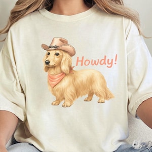 Dachshund Cowboy Shirt, Western Howdy T-Shirt for Women, Comfort Colors Doxie Mom Tee, Cute Weiner Dog TShirt, Sausage Dog Graphic Tee Gift