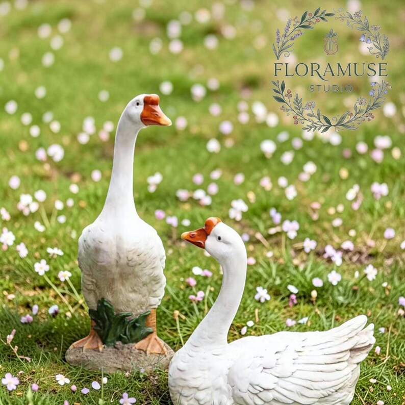 Porch Goose Statue Dress up Goose Garden Decor Resin Animal Sculpture ...