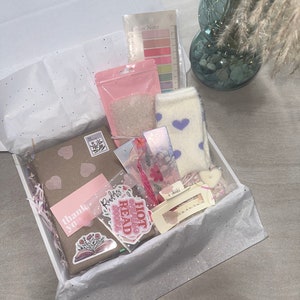 Blind Date With A Book Box I Book Lovers Gift | Bookish Cosy Night In Bundle | Mystery Book