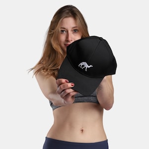 Vika Baseball Cap: Unisex Sports Cap with Camel Embroidery