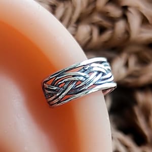Bijou d'oreille tendance en argent, Piercing sans trou, Piercing en argent 925, Boucle d'oreille manchette en argent sterling, Bijou d'oreille tressé, Bijou d'oreille twister sans trou
