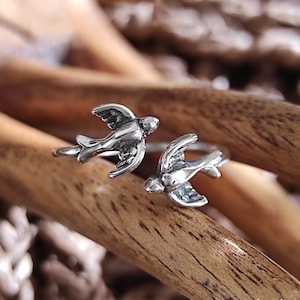 925 Silver free Bird Ring, Flight of Swallow Ring, Birds Lover Adjustable Ring, Sterling Silver Bird Band Ring, Nature-inspired jewelry