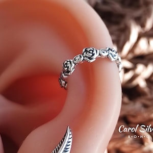 Sterling Silver Rose Ear Cuff, Floral Silver Earcuff, Adjustable Ear Wrap, Cute and Shiny Moissanite Piercing, No Hole Cartilage.