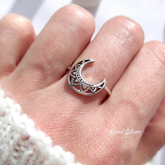 Sterling silver crescent moon ring deals
