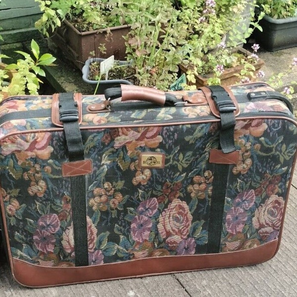 Vintage extra large tapestry suitcase floral 80s Mary Poppins