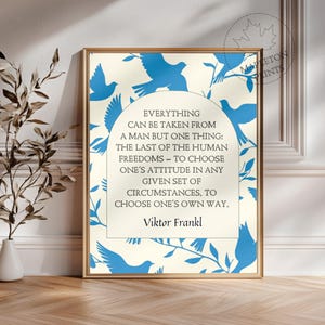 Citação de Viktor Frankl | Arte de parede de psicologia para impressão | Impressão de citação inspiradora sobre liberdade humana | Decoração de casa com filosofia de vida