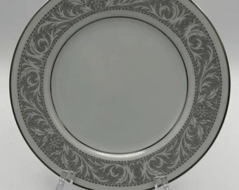 Imperial China Whitney 5671 by W Dalton 6.5" Bread Plate