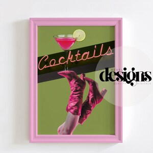 Póster de cócteles retro / Arte mural imprimible / Decoración de carrito de bar / Arte mural preppy "Vaqueras y cócteles"